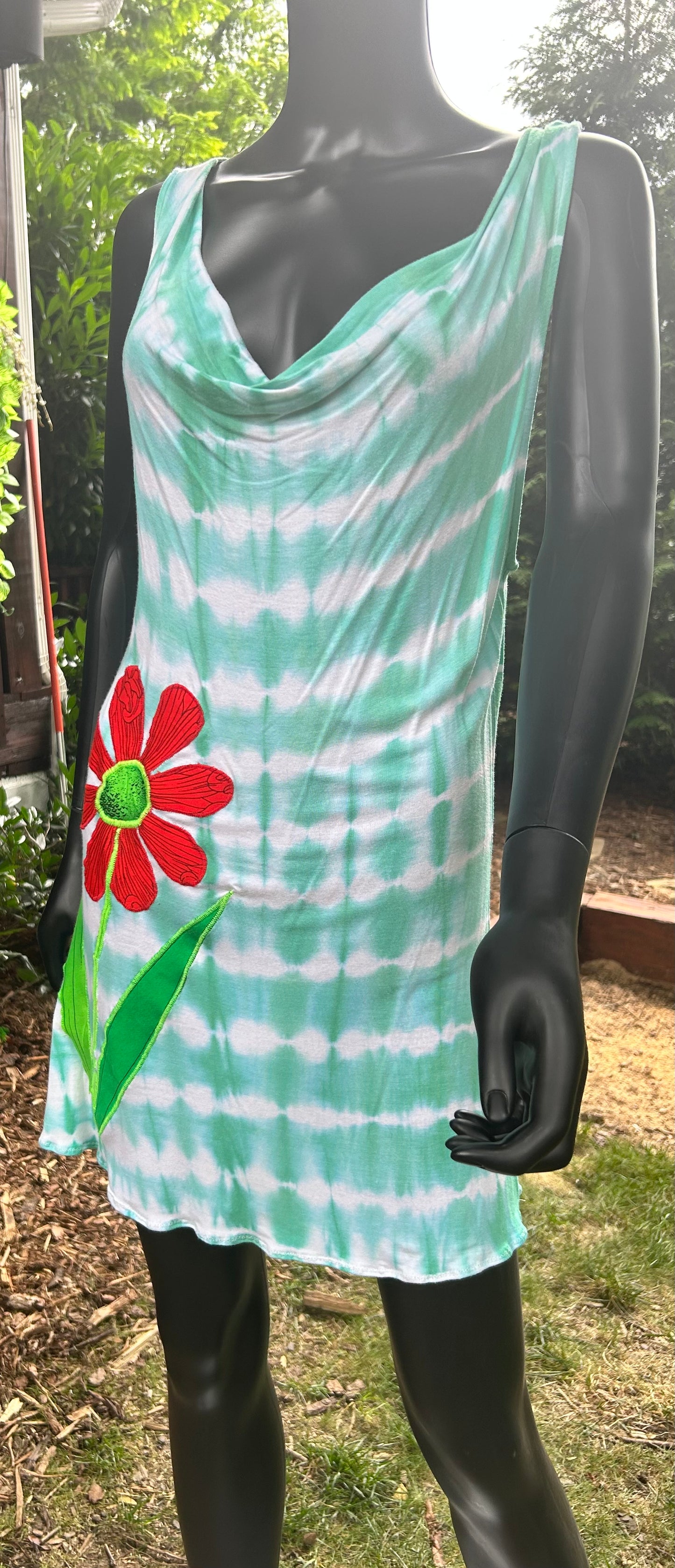 BMFS red daisy tie-dye dress