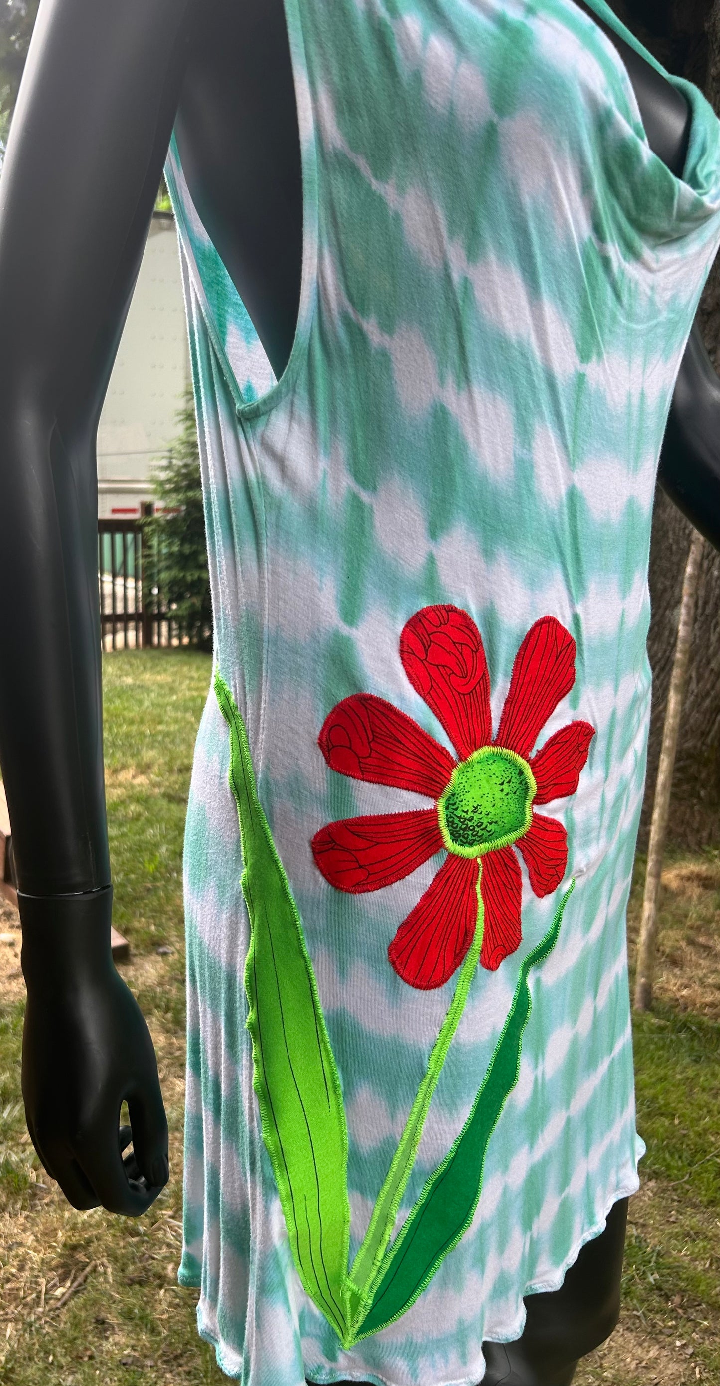 BMFS red daisy tie-dye dress