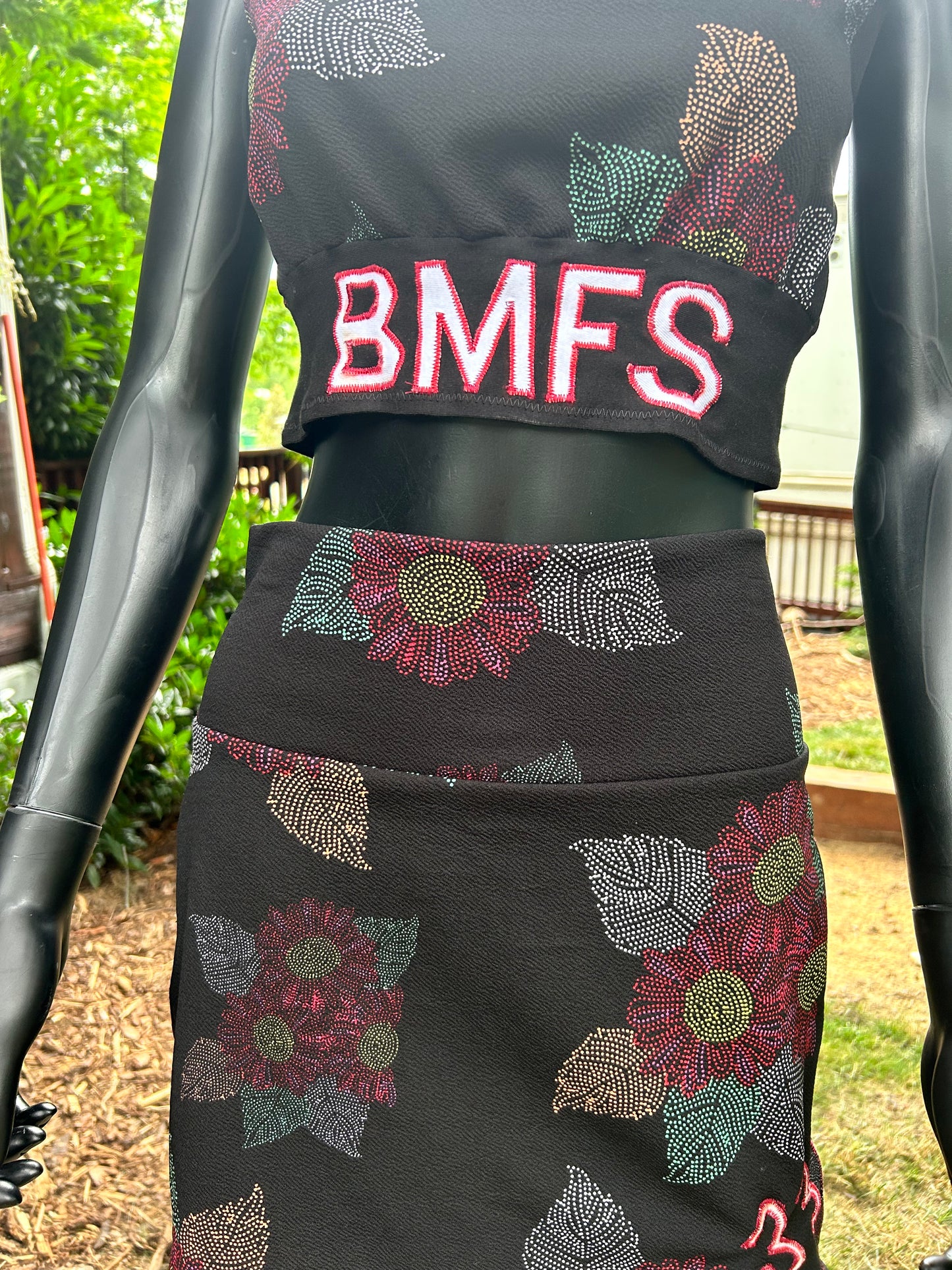 BMFS two piece red daisy handmade , stretch, mini skirt and crop top