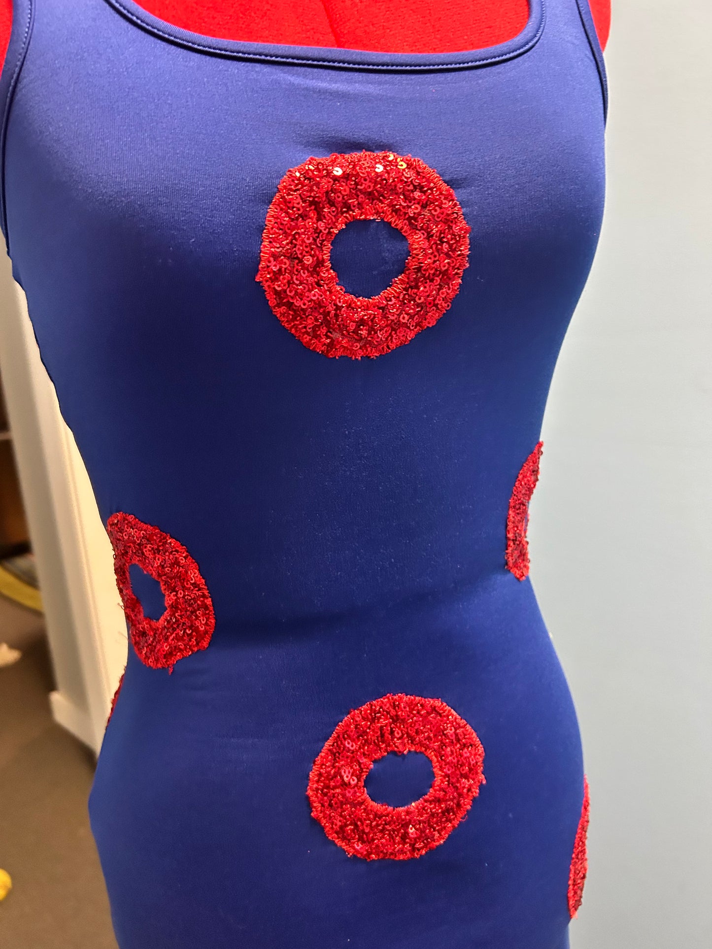 Phishy bodycon dress with red sequin donuts women’s size small