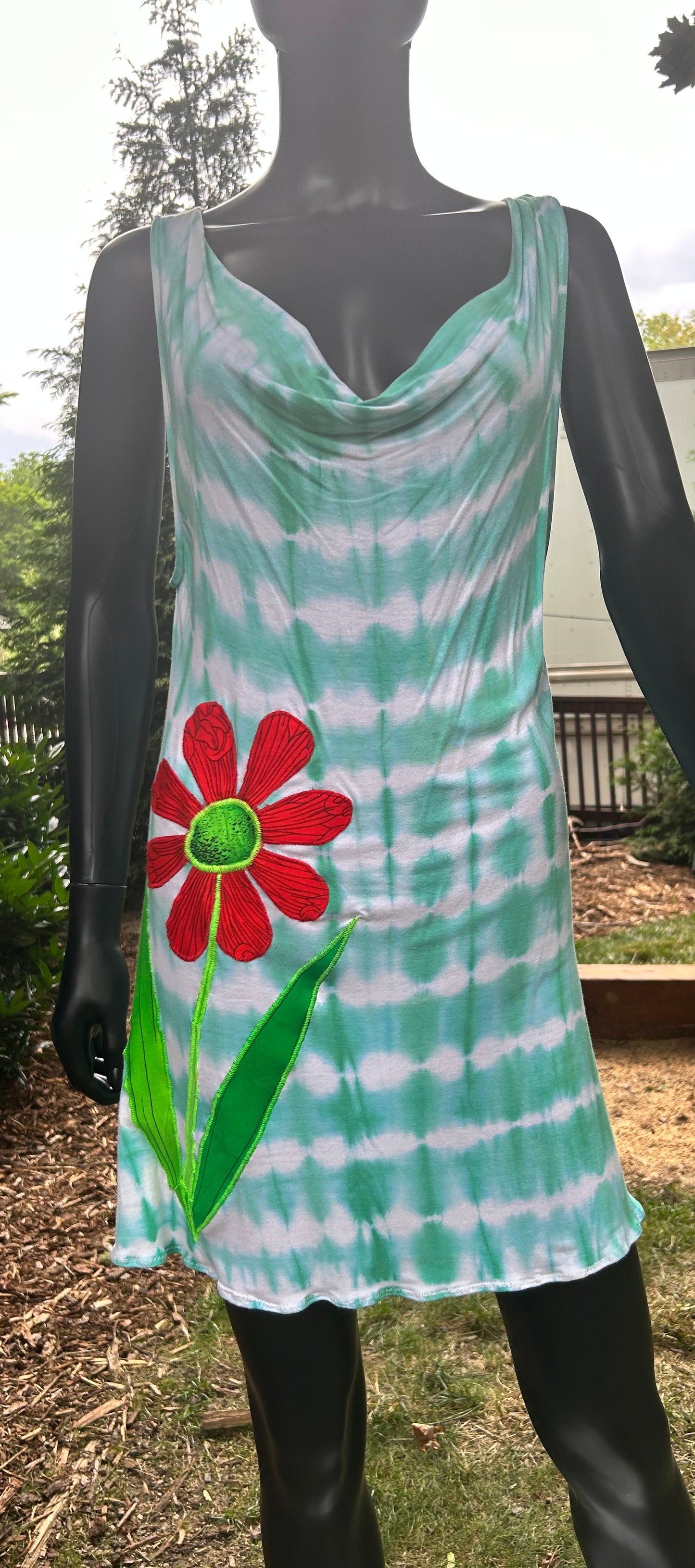 BMFS red daisy tie-dye dress