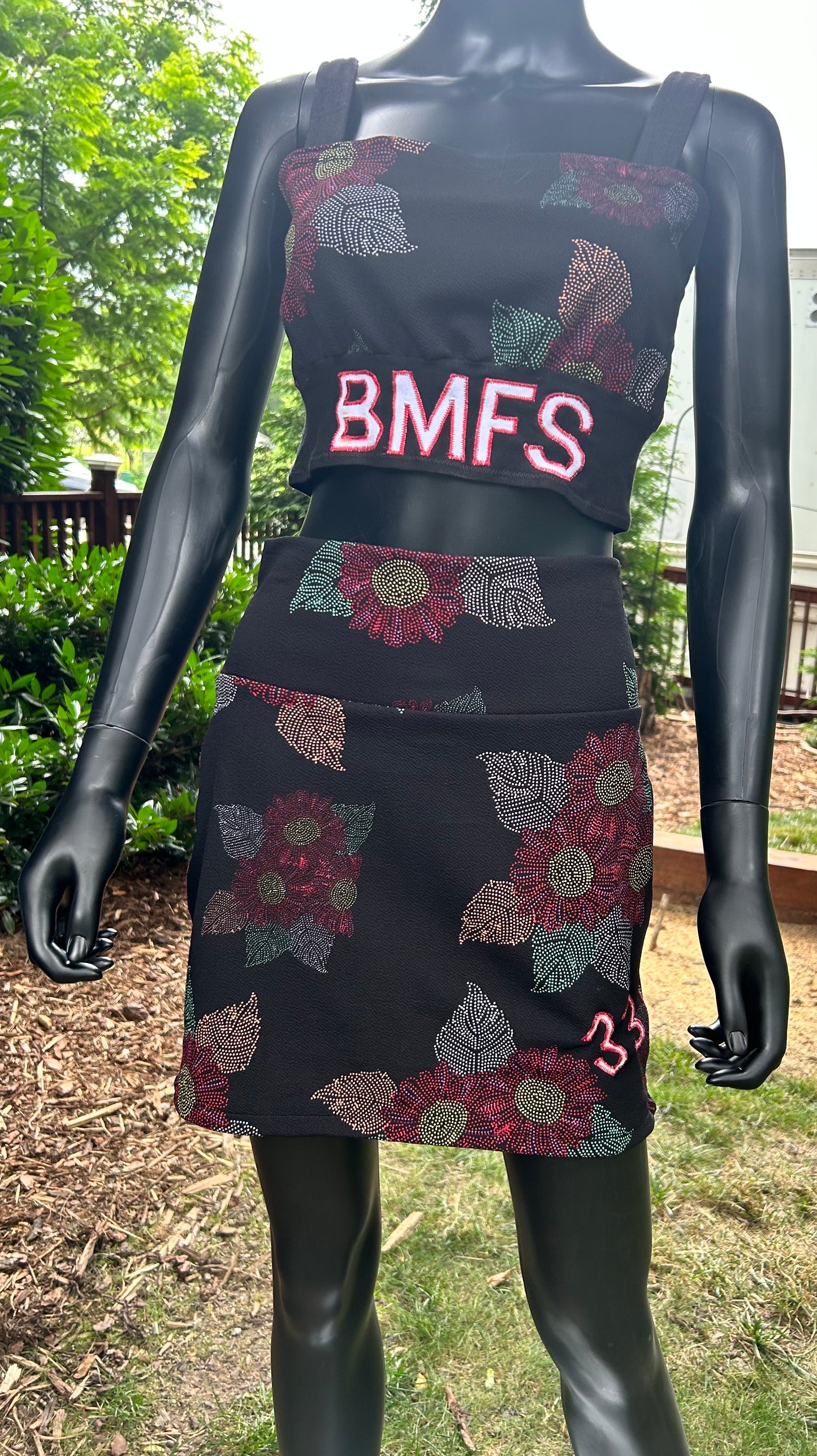 BMFS two piece red daisy handmade , stretch, mini skirt and crop top